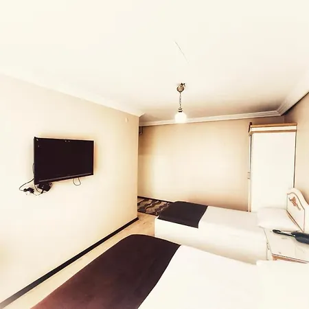 Seref Hotel 3*