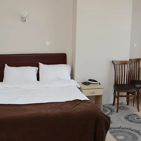 فندق Seref 3*